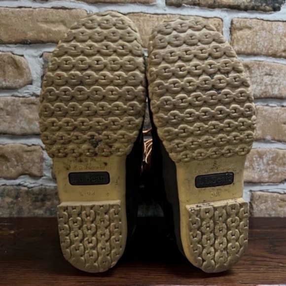 SOLD Vintage L.L. Bean Boots - Like New - Picture 12 of 13